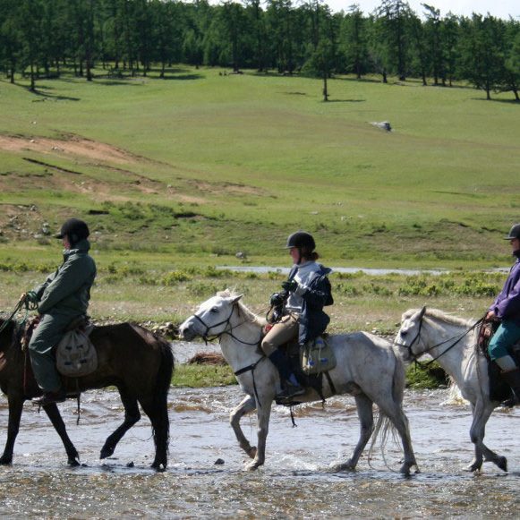 River crossing in Hovsgol area