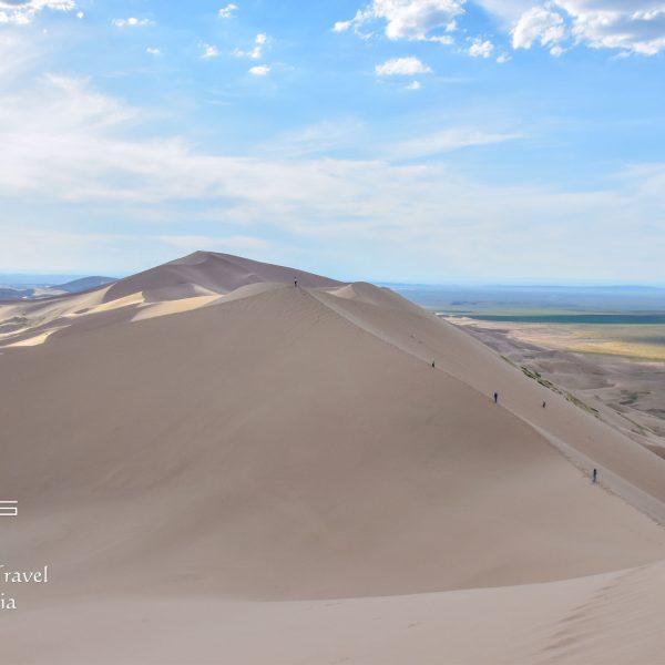 Khongor Sand Dune